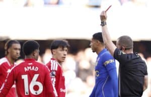 Man United umpisurkea – Chelsea sinetöi Michael Carrickin potkut?