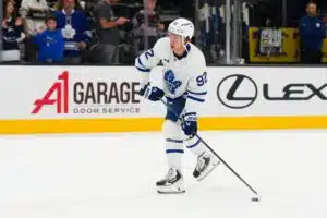 NHL:n nuori tähti joutui heti rajun arvostelun kohteeksi - nyt tuli tyly vastaus Gavin McKenna, Toronto Maple Leafs