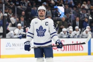 Auston Matthews aloitti NHL-kauden hurjassa vireessä – erikoinen asia taustalla