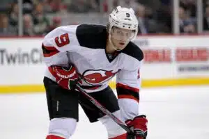 SM-liigaseura rysäytti sensaatiomaisen kovan hankinnan - pelannut 120 NHL-ottelua Mattias Tedenby New Jersey Devilsin paidassa
