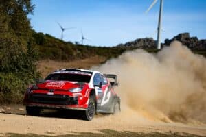 EK7: Sardinian MM-rallissa suuria käänteitä – Pajari vajoaa
