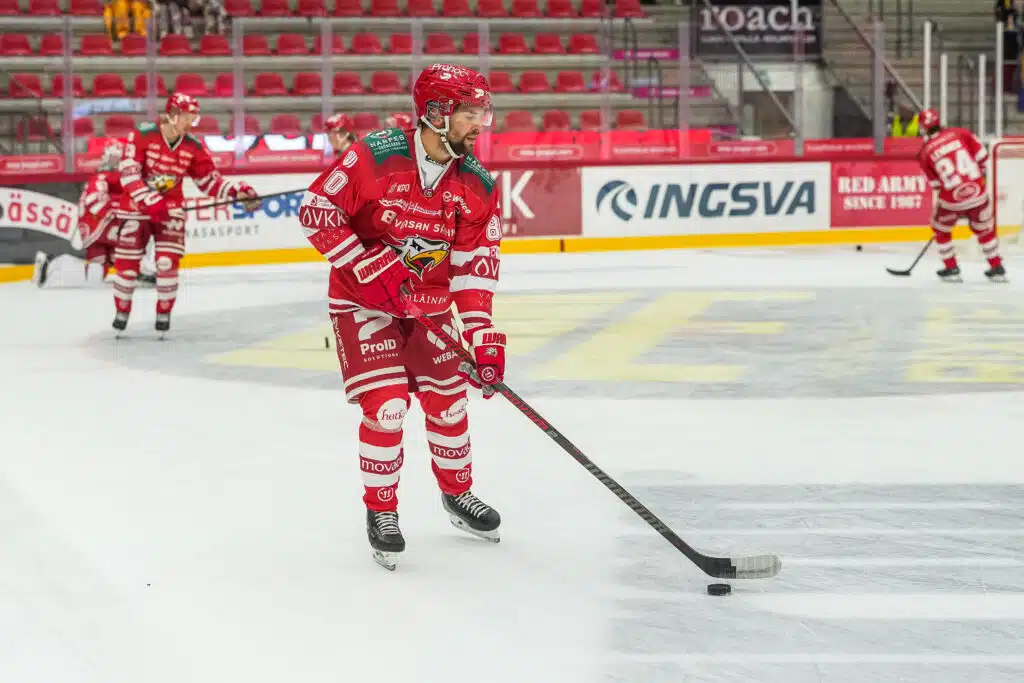 Sportilta surkeita uutisia - ruotsalaishyökkääjän sairausloma venyy Kalle Miketinac, 2026