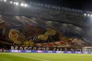 PSG:n kohutifo liikaa – Barcelona teki valituksen PSG tifo Barca, 2026